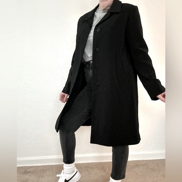 - sold - London Fog Lightweight Overcoat - Picture 1 of 10